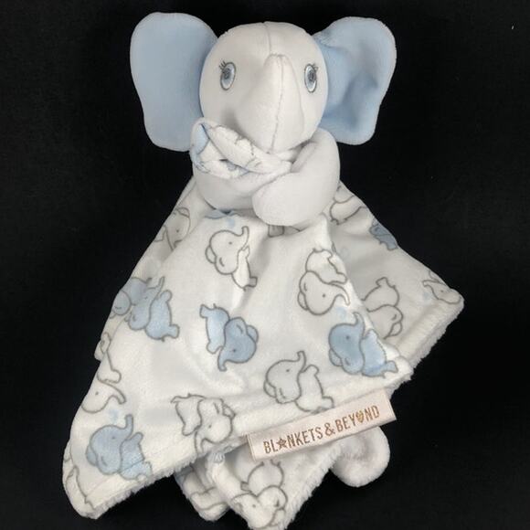 NWOT Blankets & Beyond Elephant White / Blue Plush Mini Security blanket Lovie - Picture 1 of 6